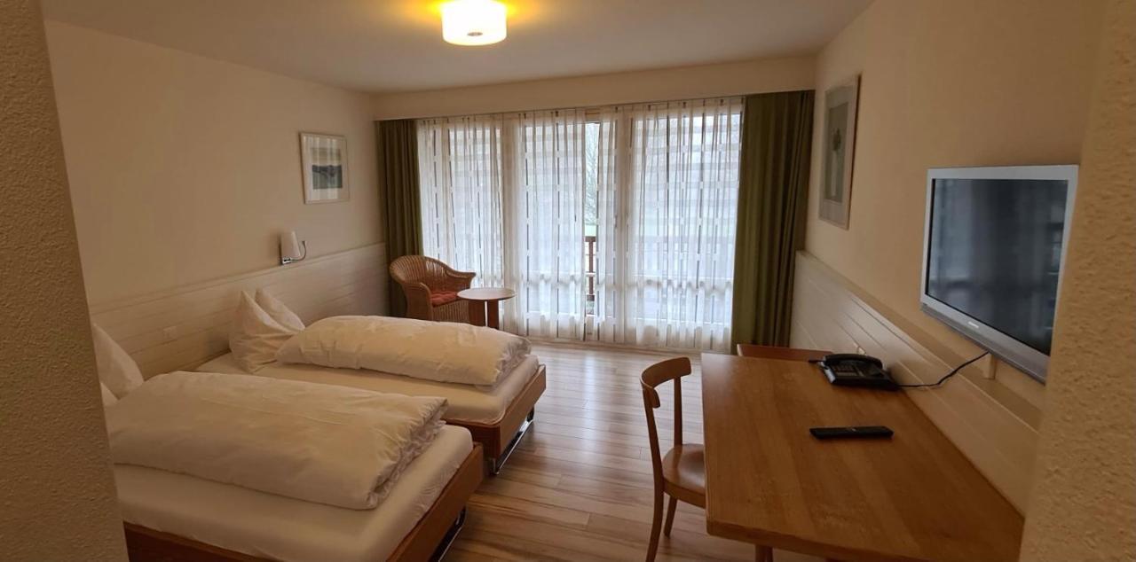 Hotel Breiti Bachenbulach Buitenkant foto
