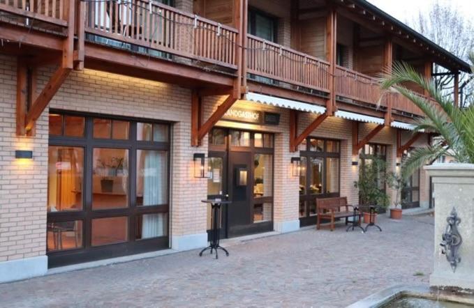 Hotel Breiti Bachenbulach Buitenkant foto